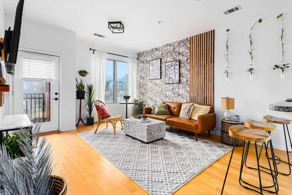 Entire Condo - Urban Safari In The Heart Of Atl Атланта Екстериор снимка