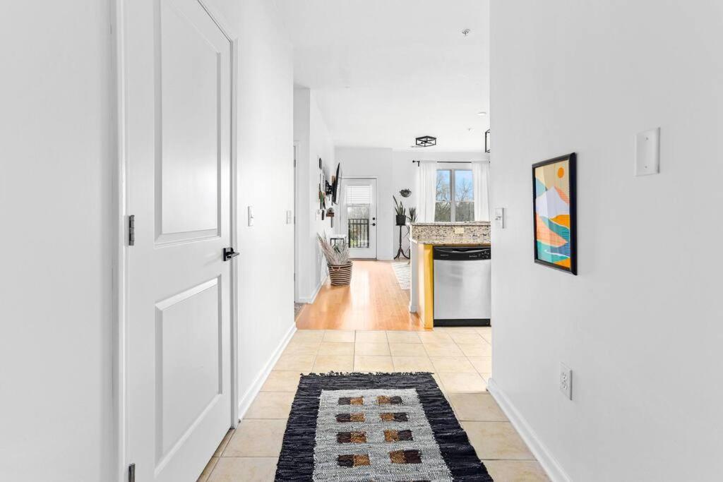 Entire Condo - Urban Safari In The Heart Of Atl Атланта Екстериор снимка